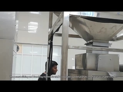 Fruta de cacahuete dividida